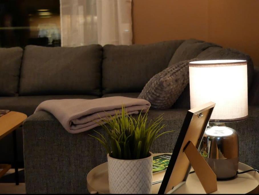 Modern And Central Apartment - Solsiden Trondheim - Up To 6 People Bagian luar foto